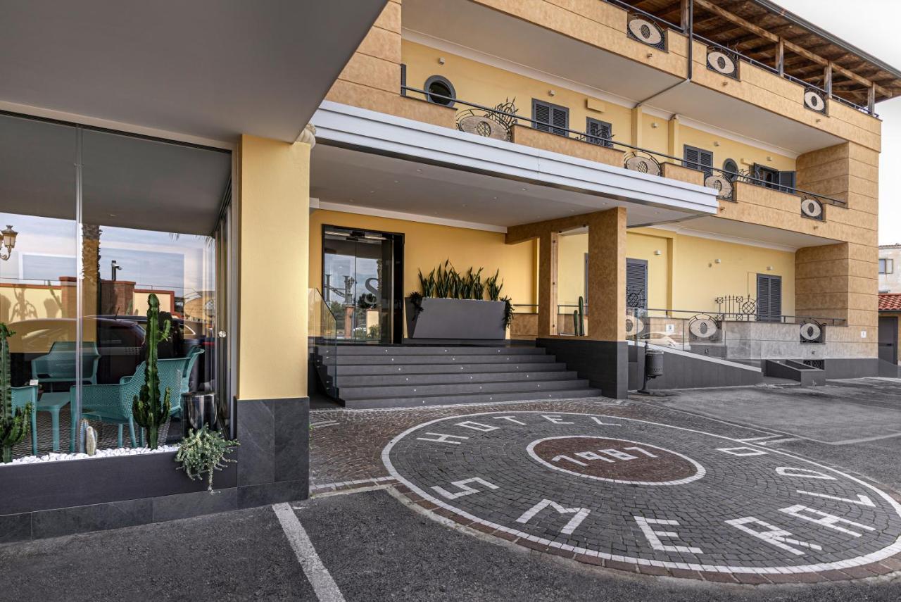 Hotel Smeraldo Qualiano Exterior foto